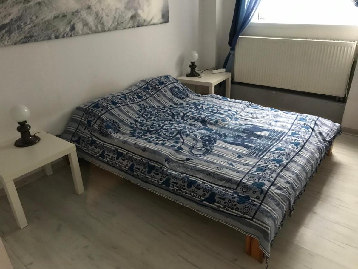 Апартаменты Apartament Kamienica Лодзь Экстерьер фото